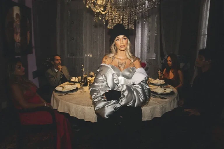 Azzy lança seu novo single “Morango”.
