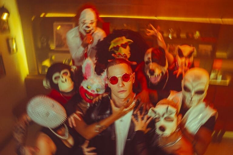 Nog inova e mescla música eletrônica com o boom bap em “Kung Fluxo”