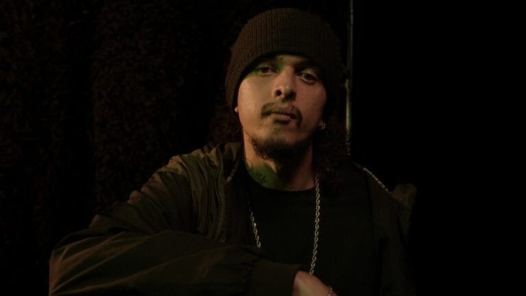 Duxy busca entender a moral humana em “Noites em Claro”, seu primeiro álbum de estúdio