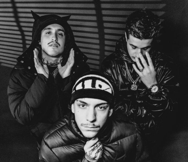 Enzo Cello fala sobre as recaídas em um relacionamento em “Atento”, parceria com Kweller e Aklipe44
