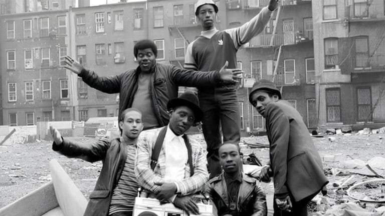 12 de Novembro: Dia mundial do Hip Hop.
