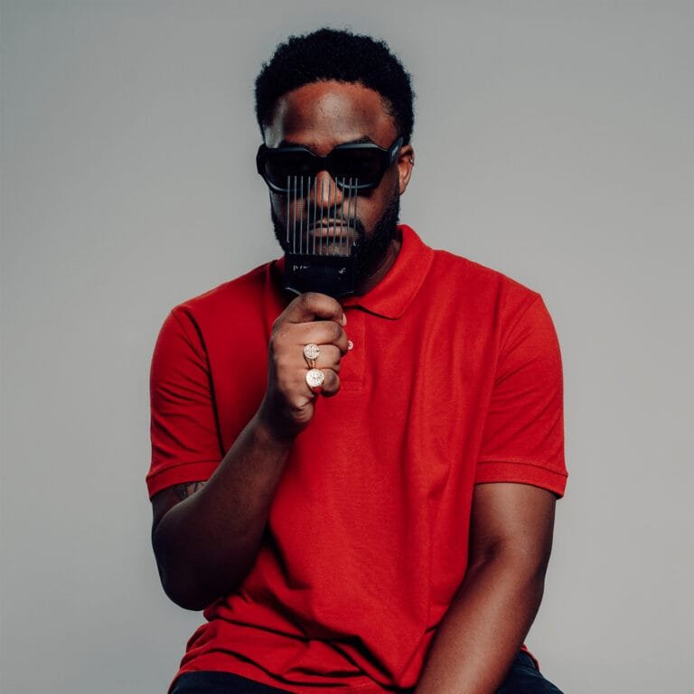 Após o lançamento de “INTENTO”, o rapper LyNDoN disponibiliza clipe da faixa
