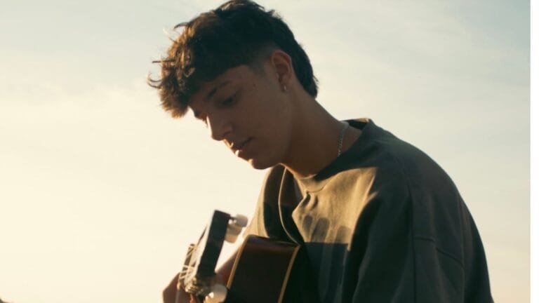 Sazack apresenta seu EP de estreia “Cinco Noites em São Paulo”