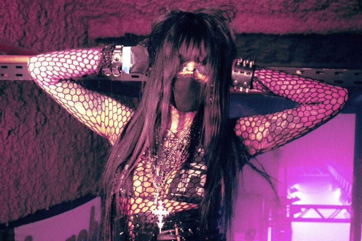 Kouth - Diário de Uma Garota Subversiva