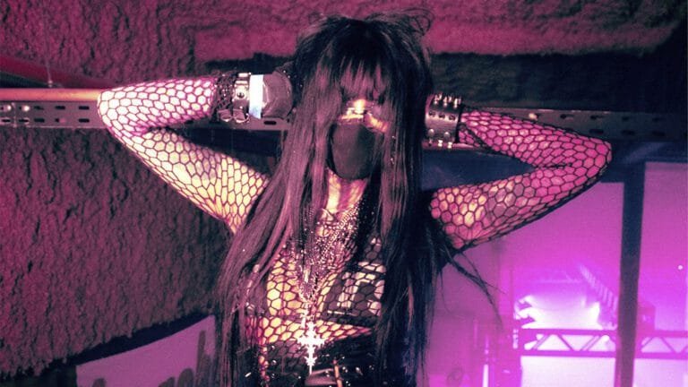 Diário de Uma Garota Subversiva: Kouth lança novo álbum unindo Rap com Rock