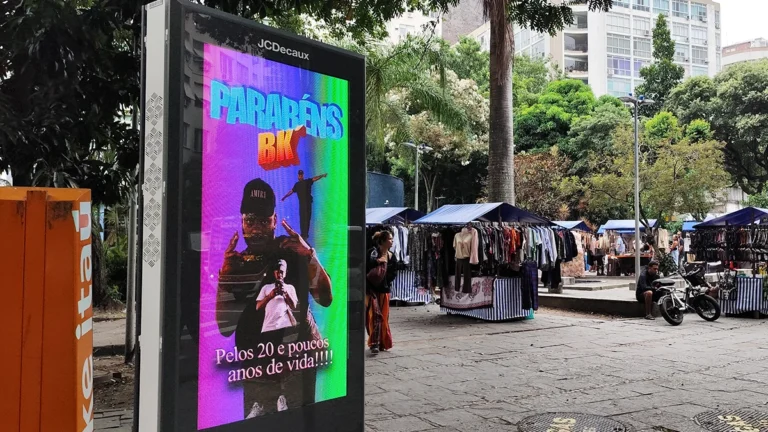 Parabéns, BK’: Artista faz aniversário e ganha homenagem no Rio de Janeiro