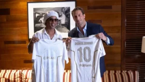Ronaldinho Gaúcho no Ravenna: Clube da Série C da Itália anuncia contratação do craque
