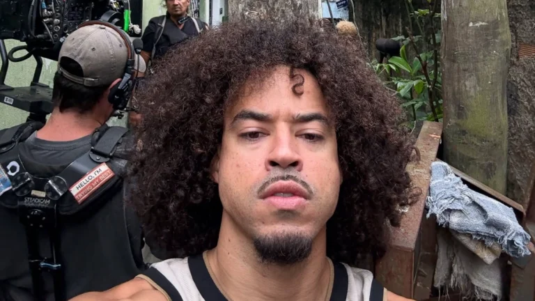 L7nnon alerta sobre os riscos do vício em pornografia