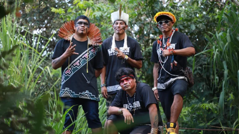 Brô MC’s e Katú Mirim no EQUILIBRIVM II: rap indígena fecha o novo álbum de Anitta