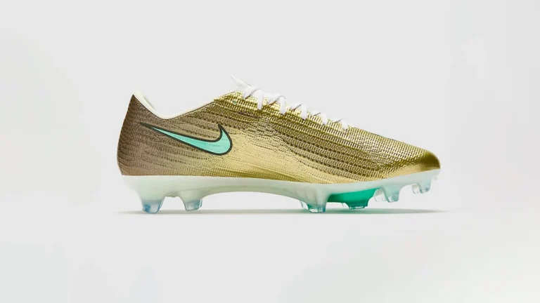 Nike lança Mercurial Superfly 11 de Mbappé em edição dourada