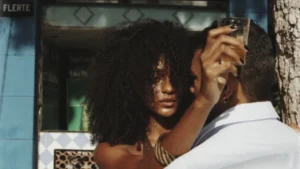 Xamã lança álbum Flerte com afrobeat, amapiano e participações de LUDMILLA e L7NNON