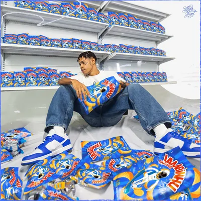 Capa do álbum IAMBINHU, de BIN (2024)