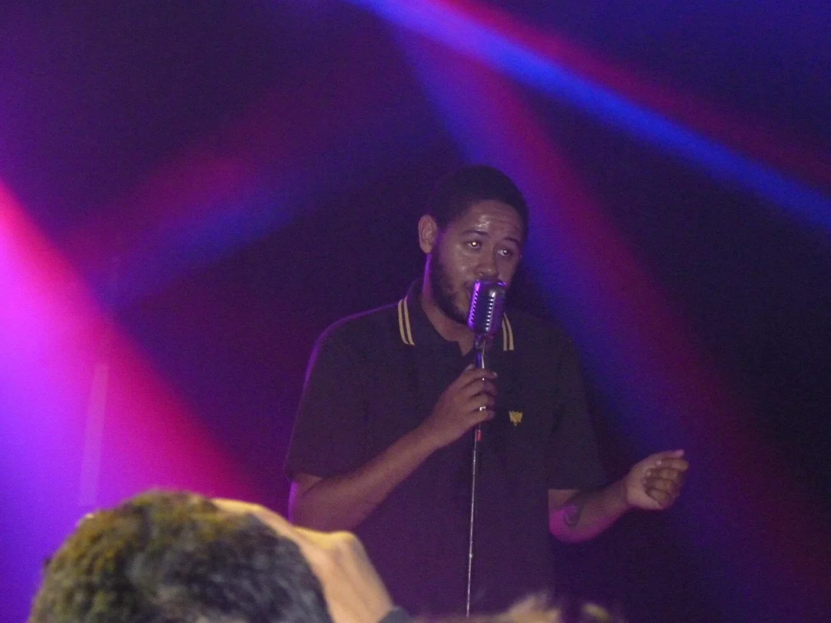 Emicida cantando no Sónar São Paulo em 2012