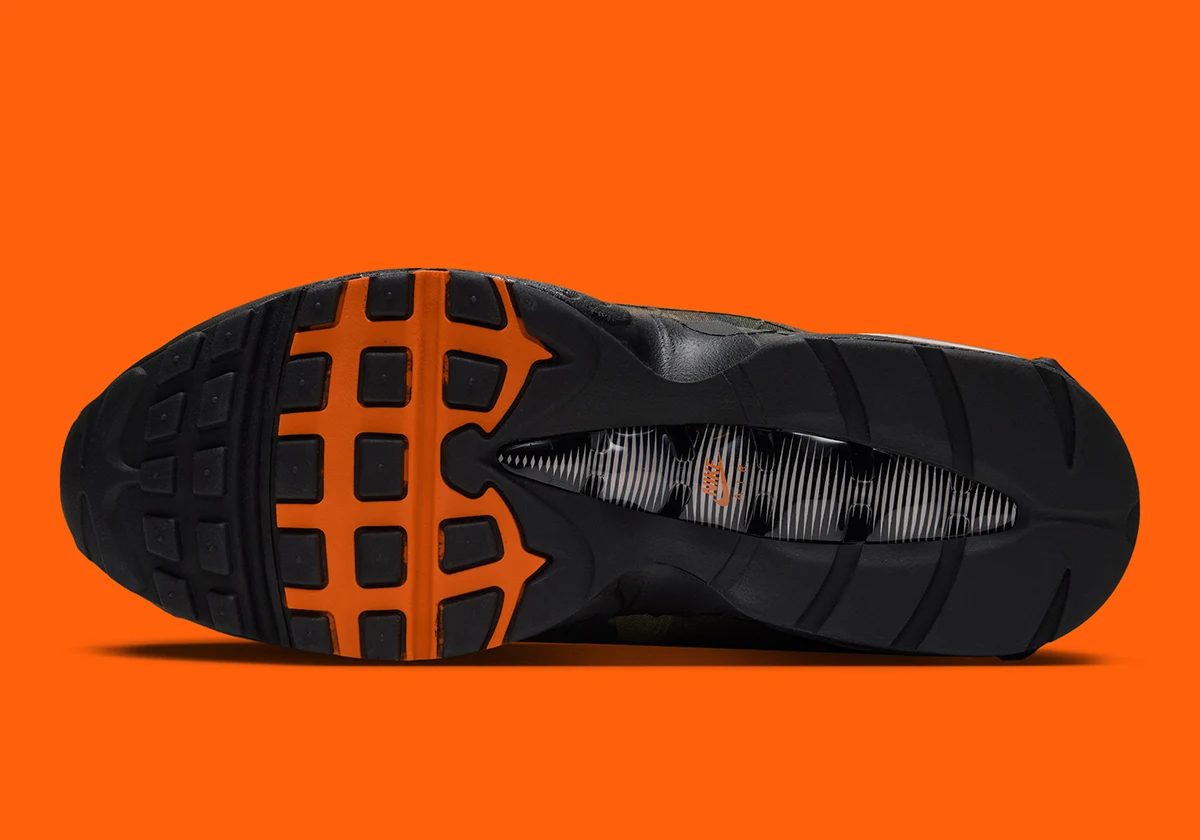 Solado preto e laranja do Nike Air Max Joga Bonito Camo