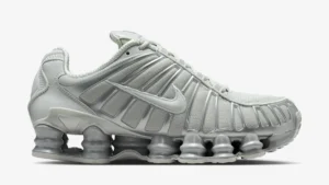 Nike Shox 12 molas: a história do tênis que virou símbolo da quebrada